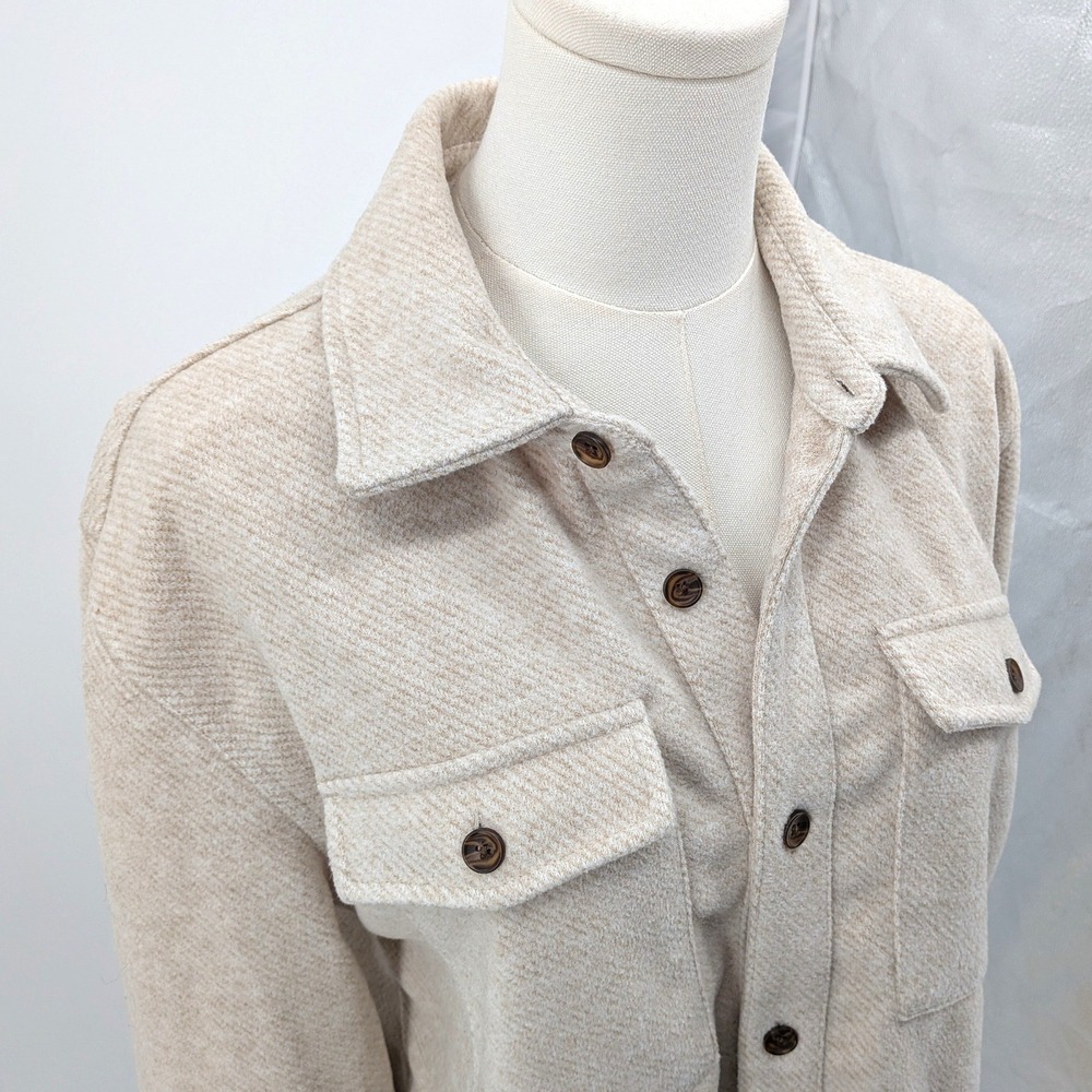 Express Shacket Button Front Oversized Shirt Jacket Beige Soft Knit Medium - Picture 5 of 8